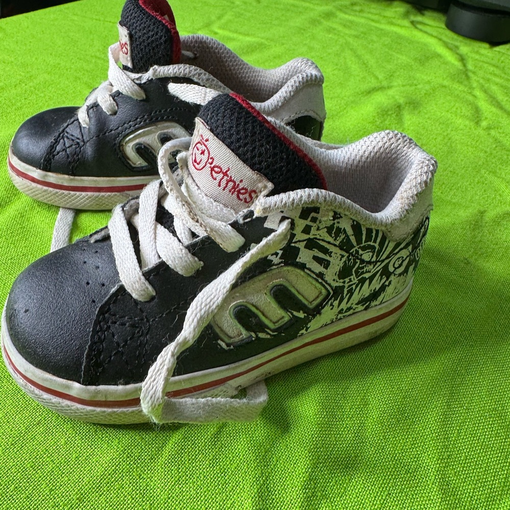Skater shoes ETNIES baby size 5